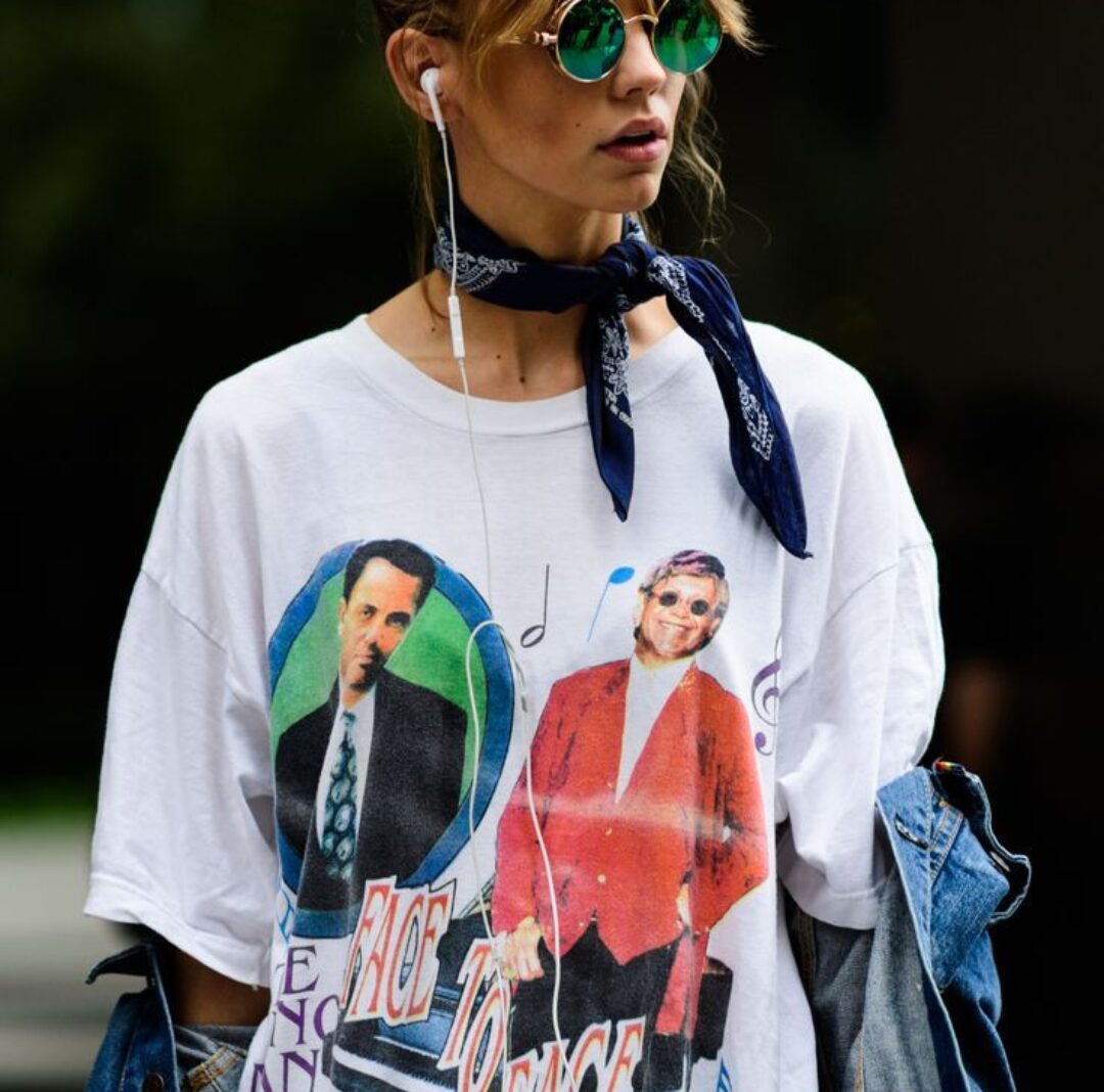 15 Chic Ways To Wear An Oversized T-shirt