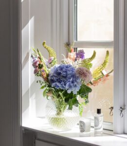 Read more about the article 20+ Spring Decor Ideas To Freshen Up Your Home