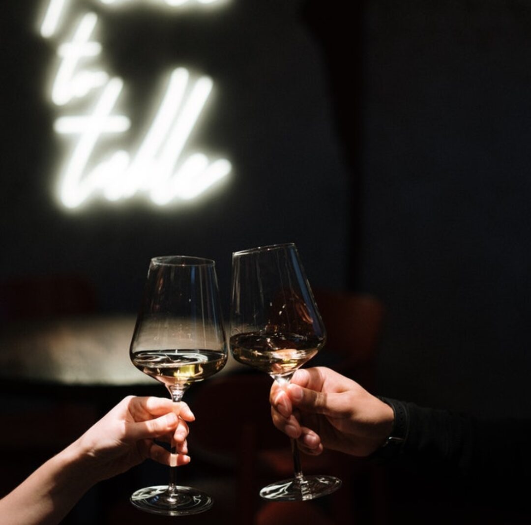 20 Simple Yet Fun Date Night Ideas To Try