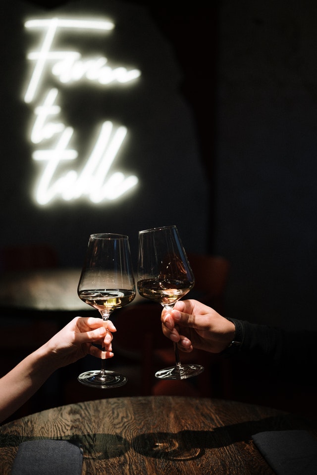 20 Simple Yet Fun Date Night Ideas To Try