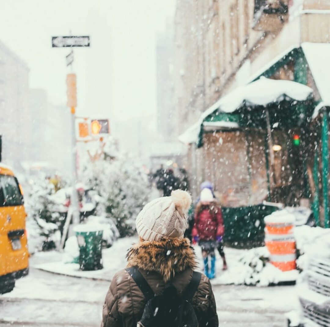 7 Tips to Save Money and Stay Cozy For The Winter