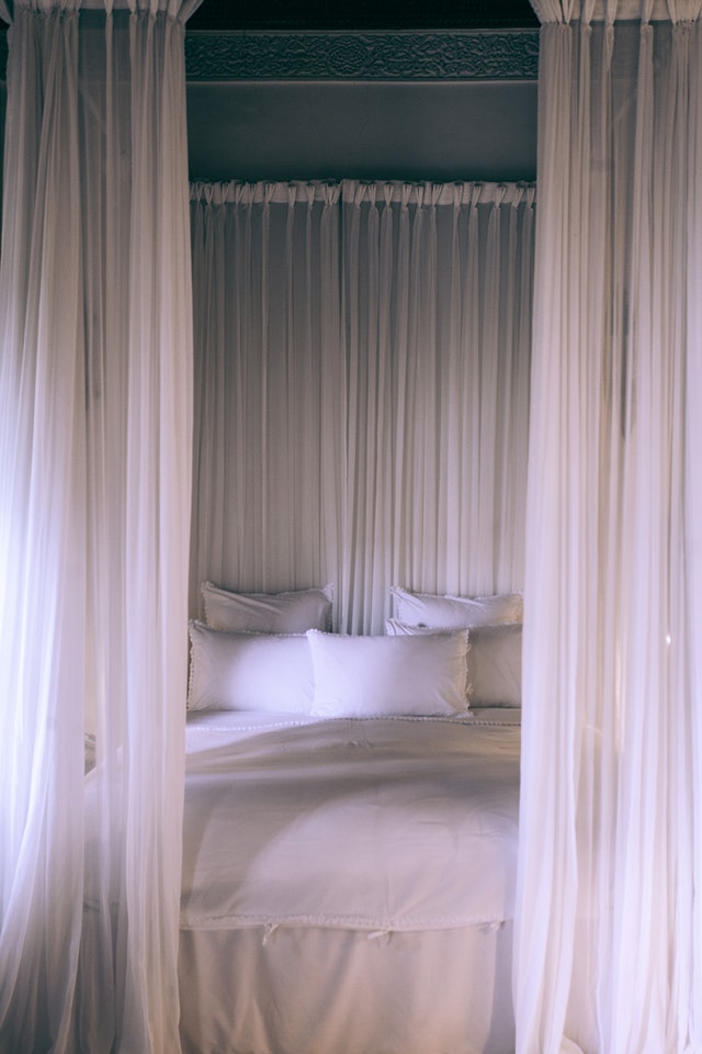 You are currently viewing 8 Canopy Bed Ideas For A Dreamy Bedroom